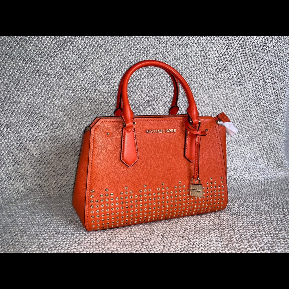 Michael Kors Hayes Messenger Bag